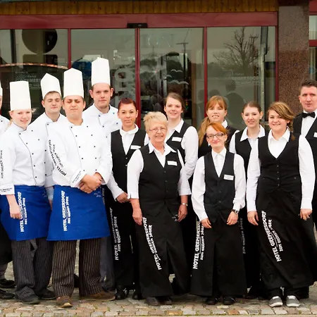 - Zum Grünen Jäger Hotel