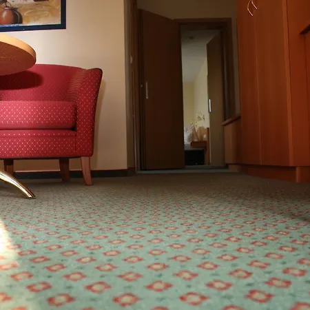Hotel - Zum Grünen Jäger Gremersdorf
