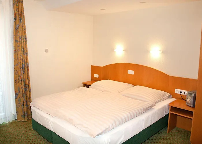 - Zum Gruenen Jaeger Hotel 3*