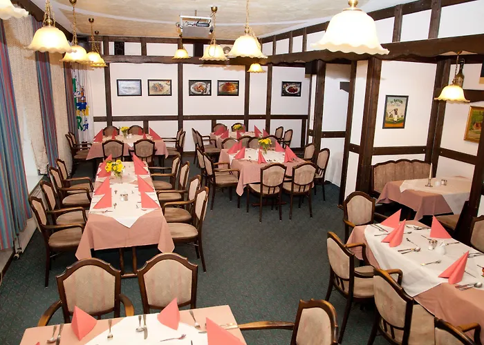 - Zum Gruenen Jaeger Hotel Gremersdorf