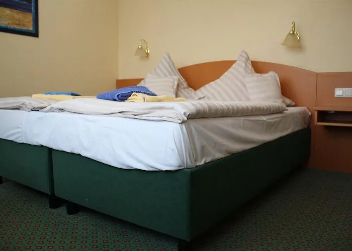 - Zum Gruenen Jaeger Hotel