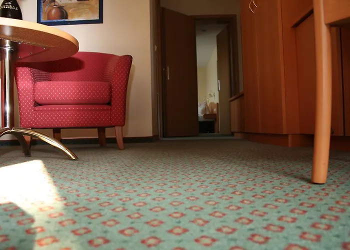 Hotel - Zum Gruenen Jaeger Gremersdorf